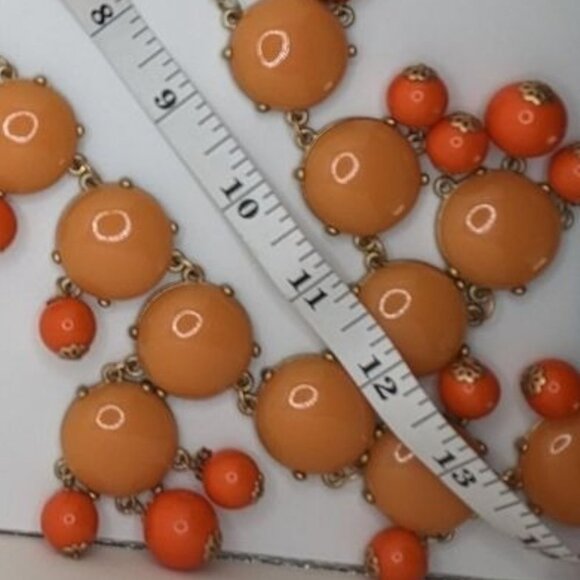 J CREW Coral Orange Acrylic Flat Bead Bibbed Statement Necklace Great condition - Picture 2 of 8